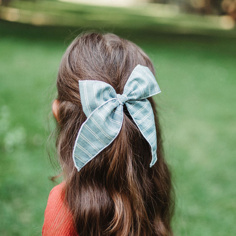 Whimsy Bow