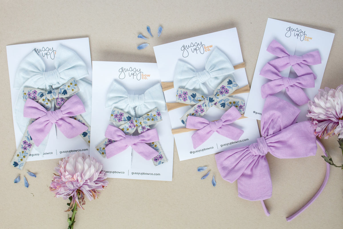 August 24 Subscription Bow Club Set