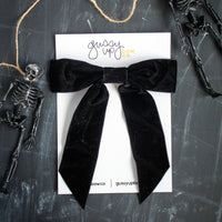 Black Velvet Barrette | Halloween 24 Collection