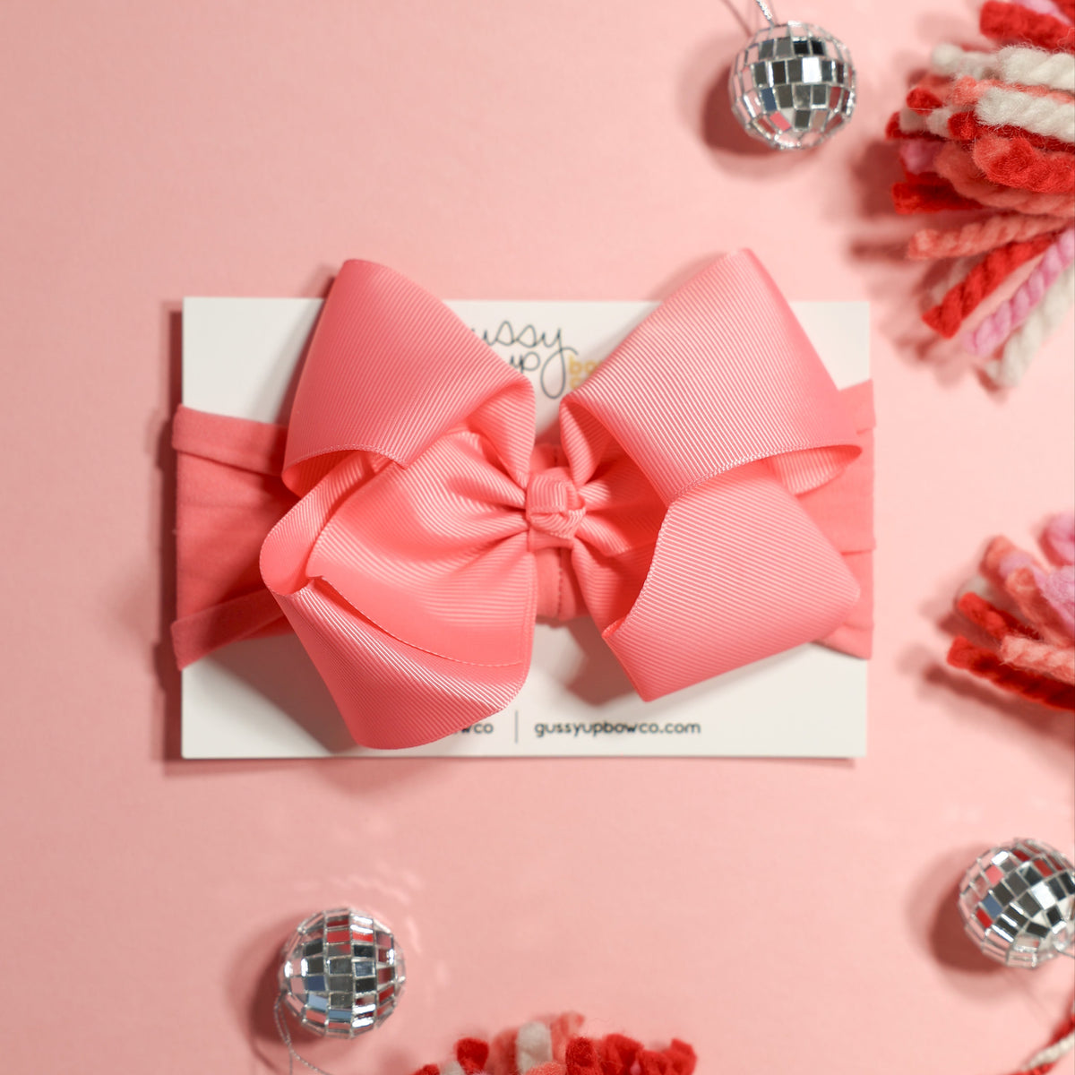 Taffy Glam Bow