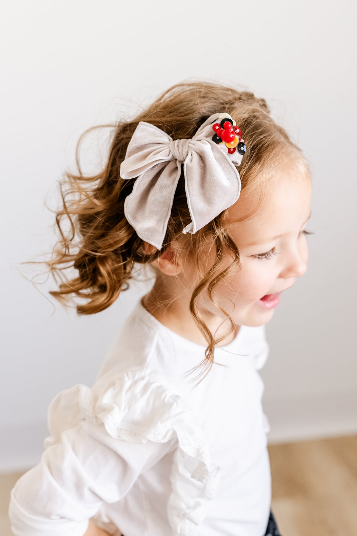 Ivory Velvet Sequin Mouse | Whimsy Bow | Happiest Place Collection