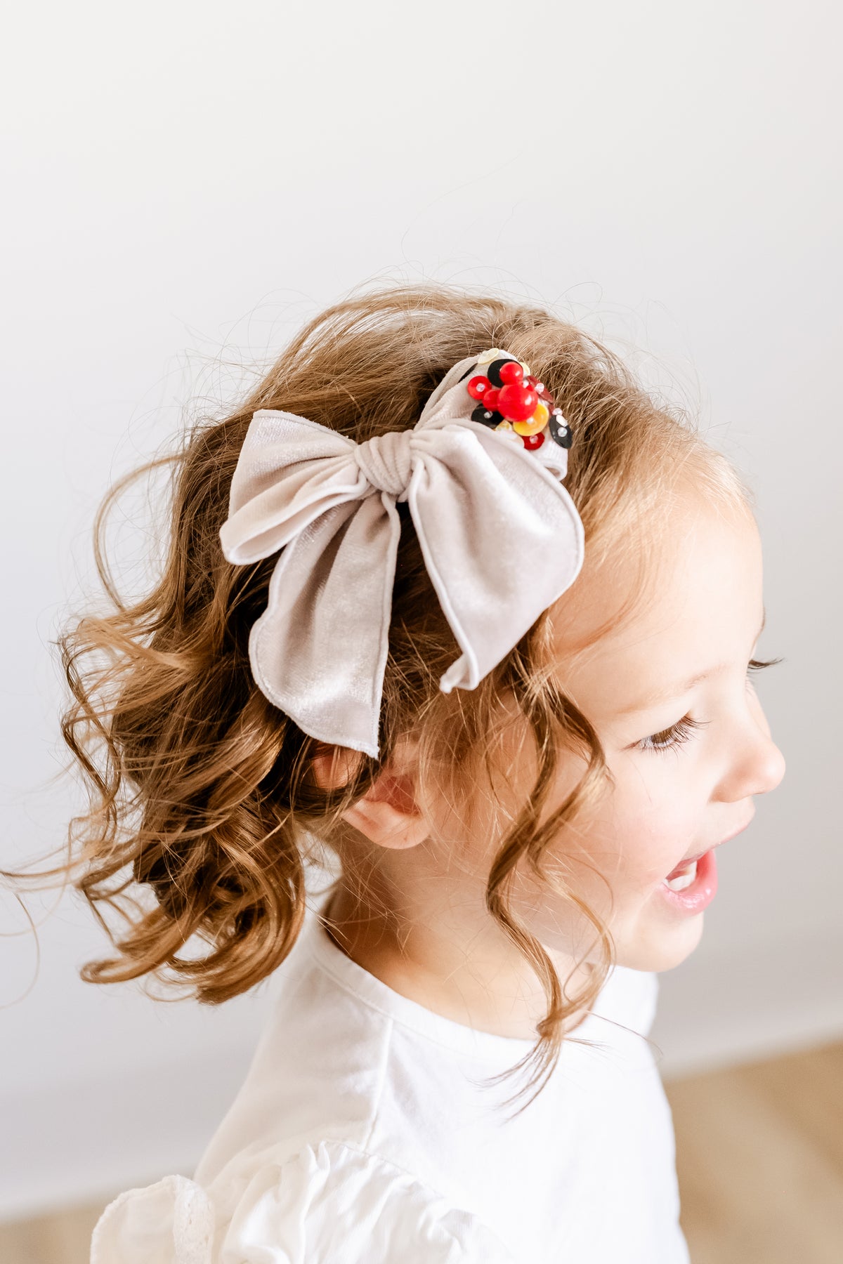 Ivory Velvet Sequin Mouse | Whimsy Bow | Happiest Place Collection