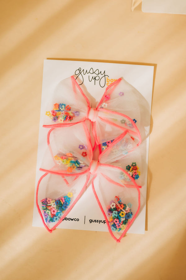 Flower Power Shaker Whimsy Pigtail Set