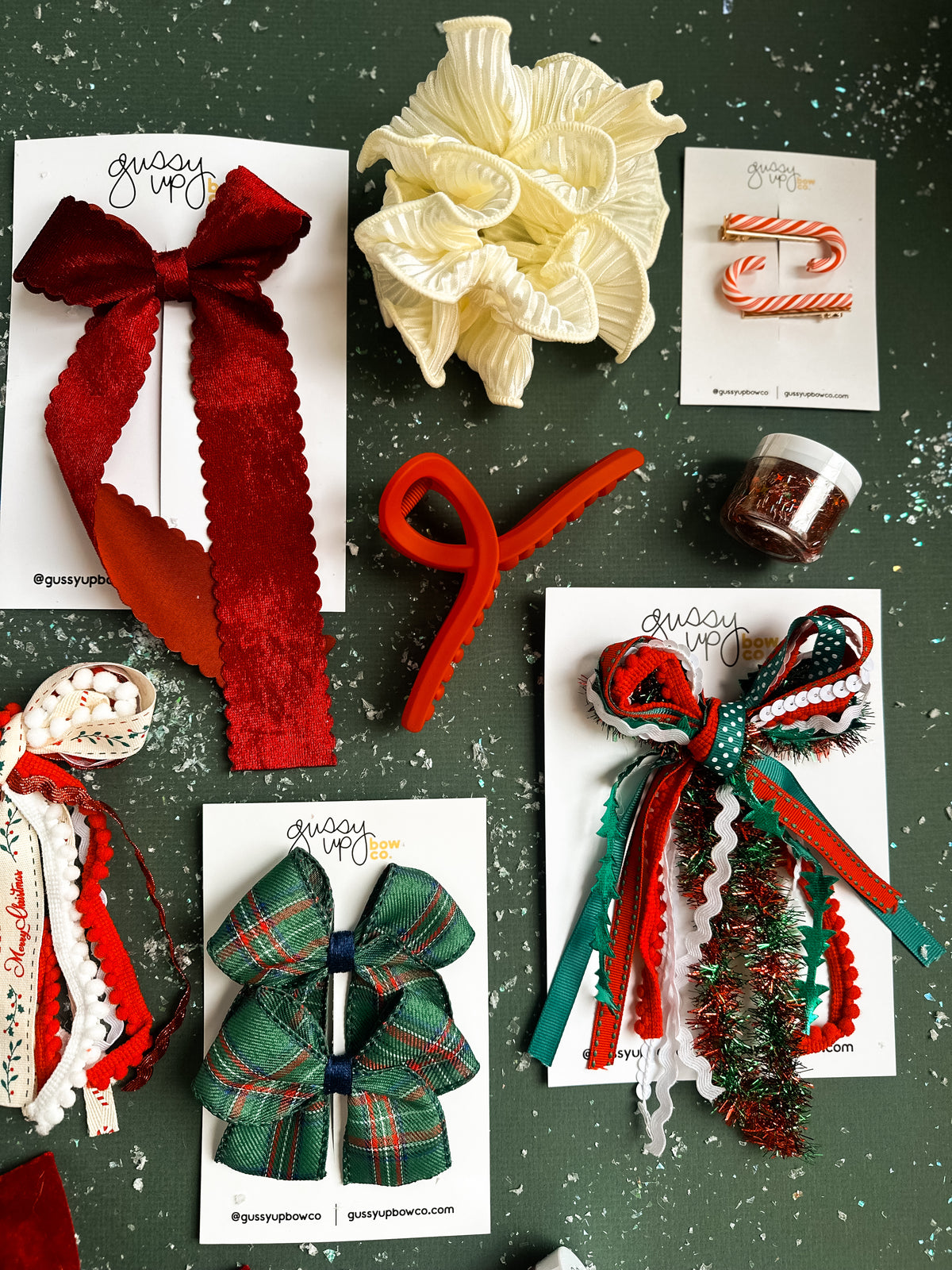 A Preppy Christmas Ribbon Bow Pigtail Set