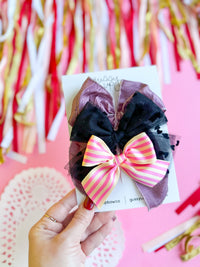 February 25 Subscription Bow Club Set