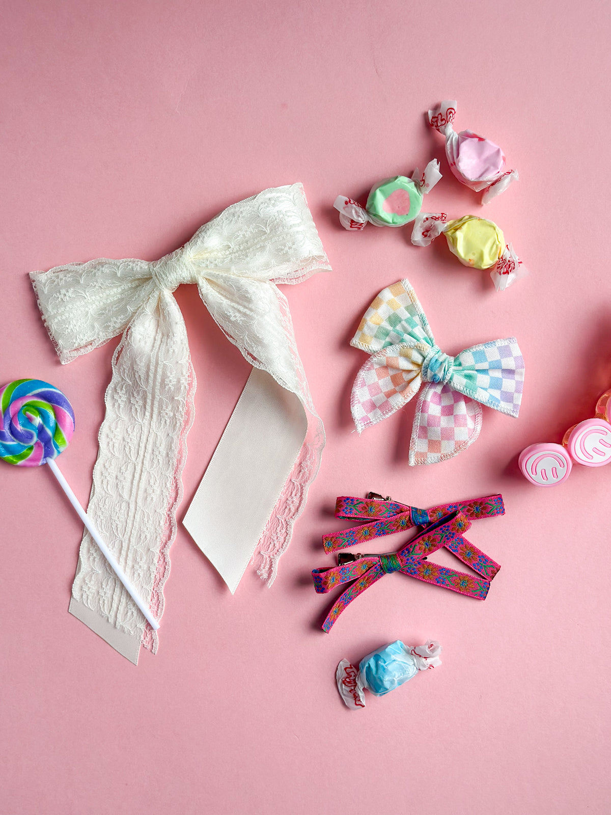 May 25 Checker Whimsy Bow