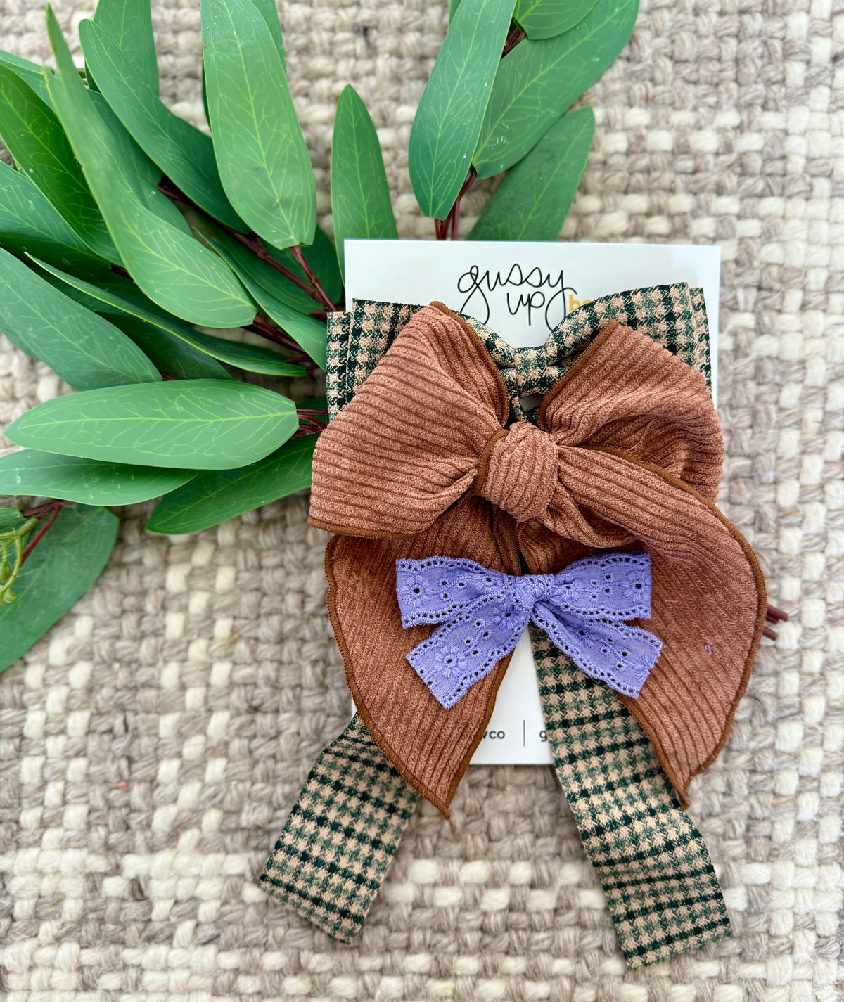 September 25 Subscription Bow Club Set