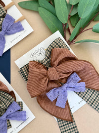 September 25 Subscription Bow Club Set