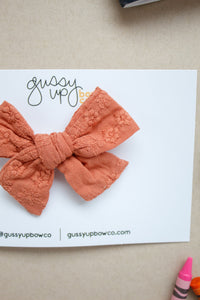 Coral Embroidered Mini Classic Bow | Back to School 24 Collection