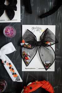 Ghosts in the Graveyard Shaker | Whimsy Bow | Halloween 24 Collection