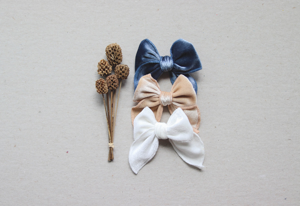 Ivory Velvet | Whimsy Bow