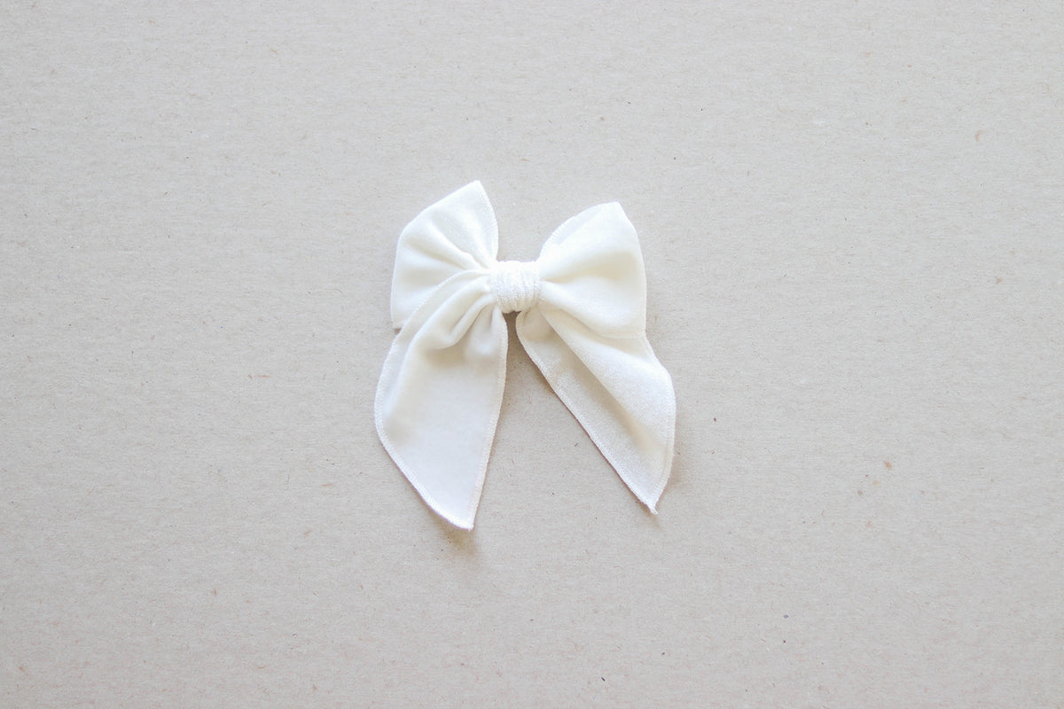 White Velvet | Whimsy Bow